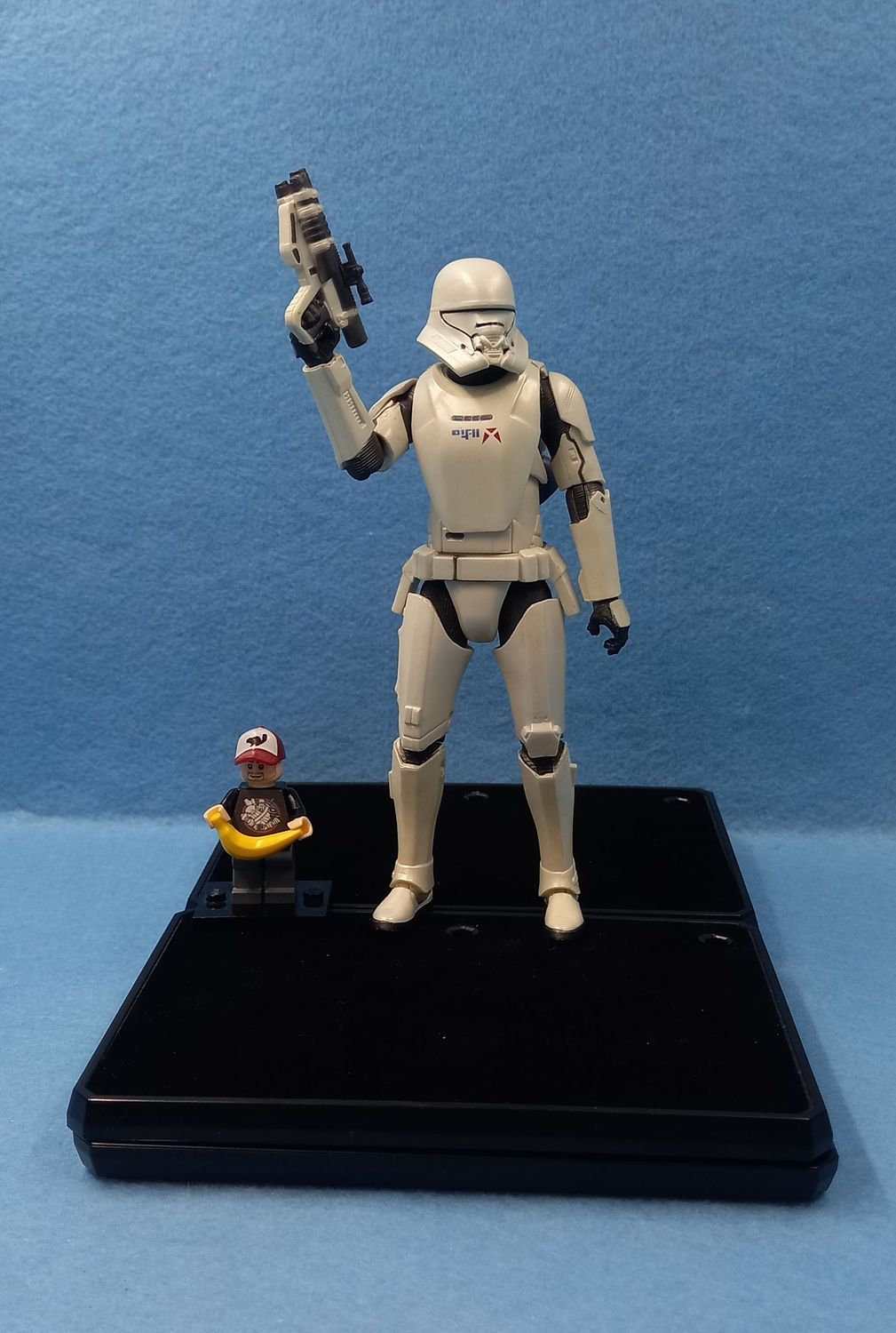 STAR WARS 6" FIRST ORDER JET TROOPER (CARBONIZED) (P/O)