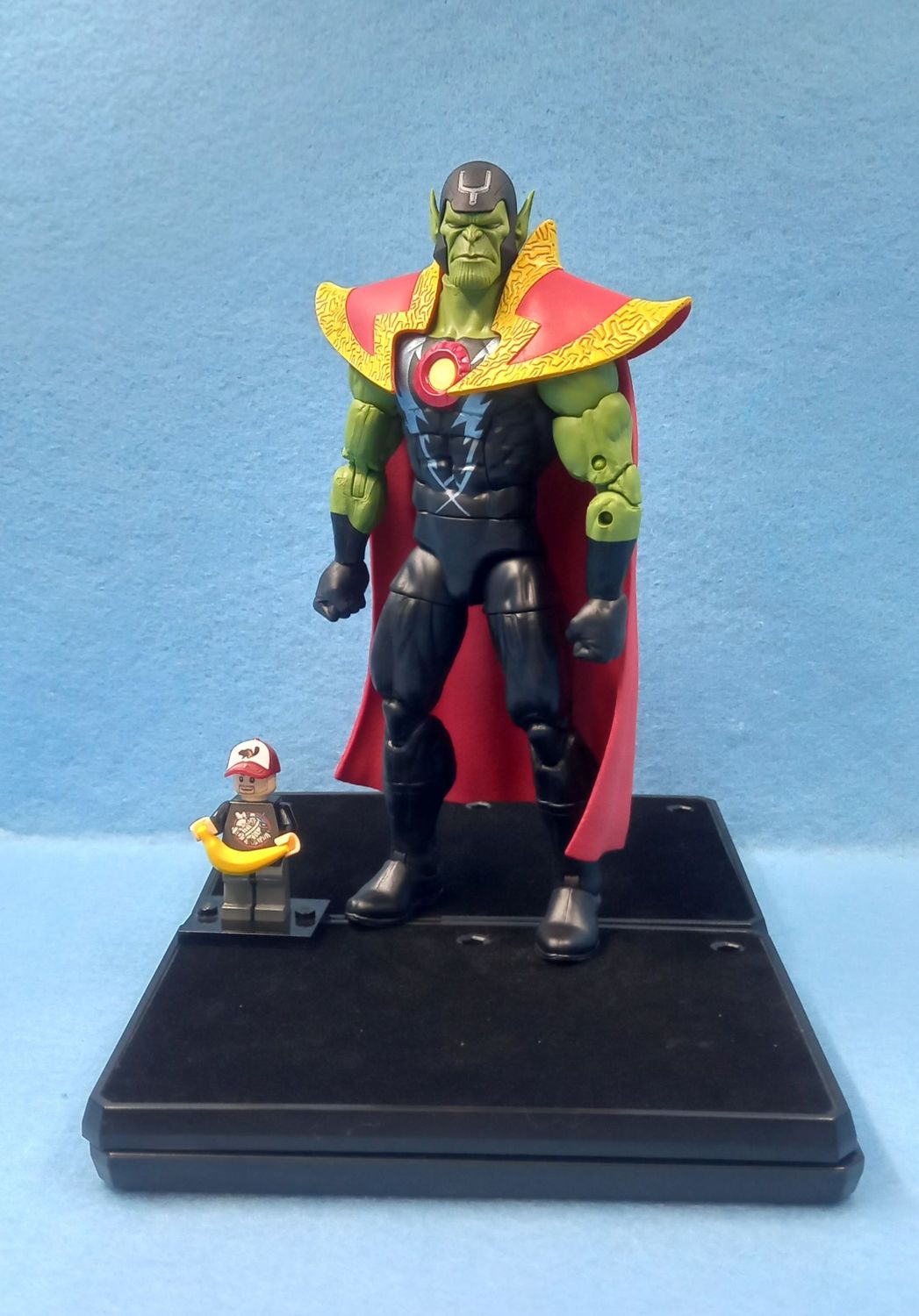 MARVEL LEGENDS SUPER SKRULL (P/O)