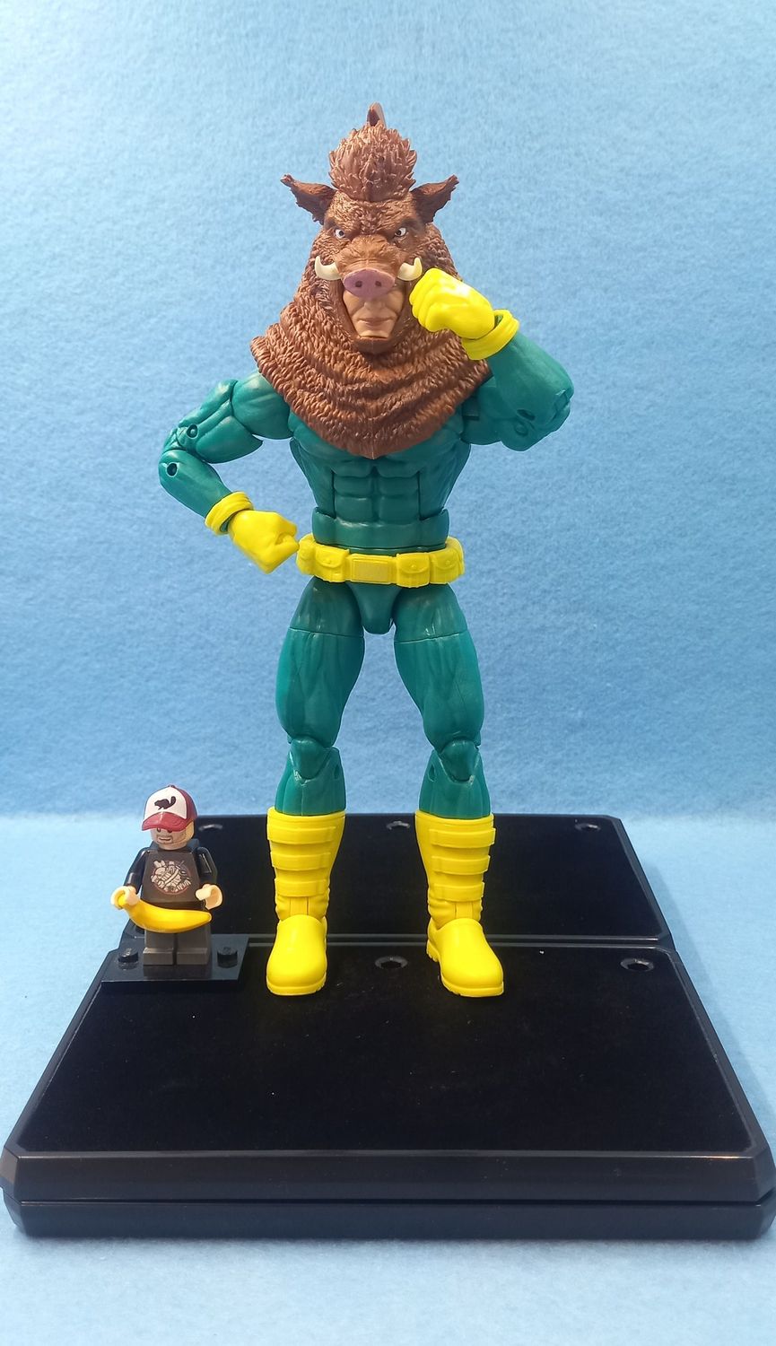 MARVEL LEGENDS RAZORBACK (P/O)