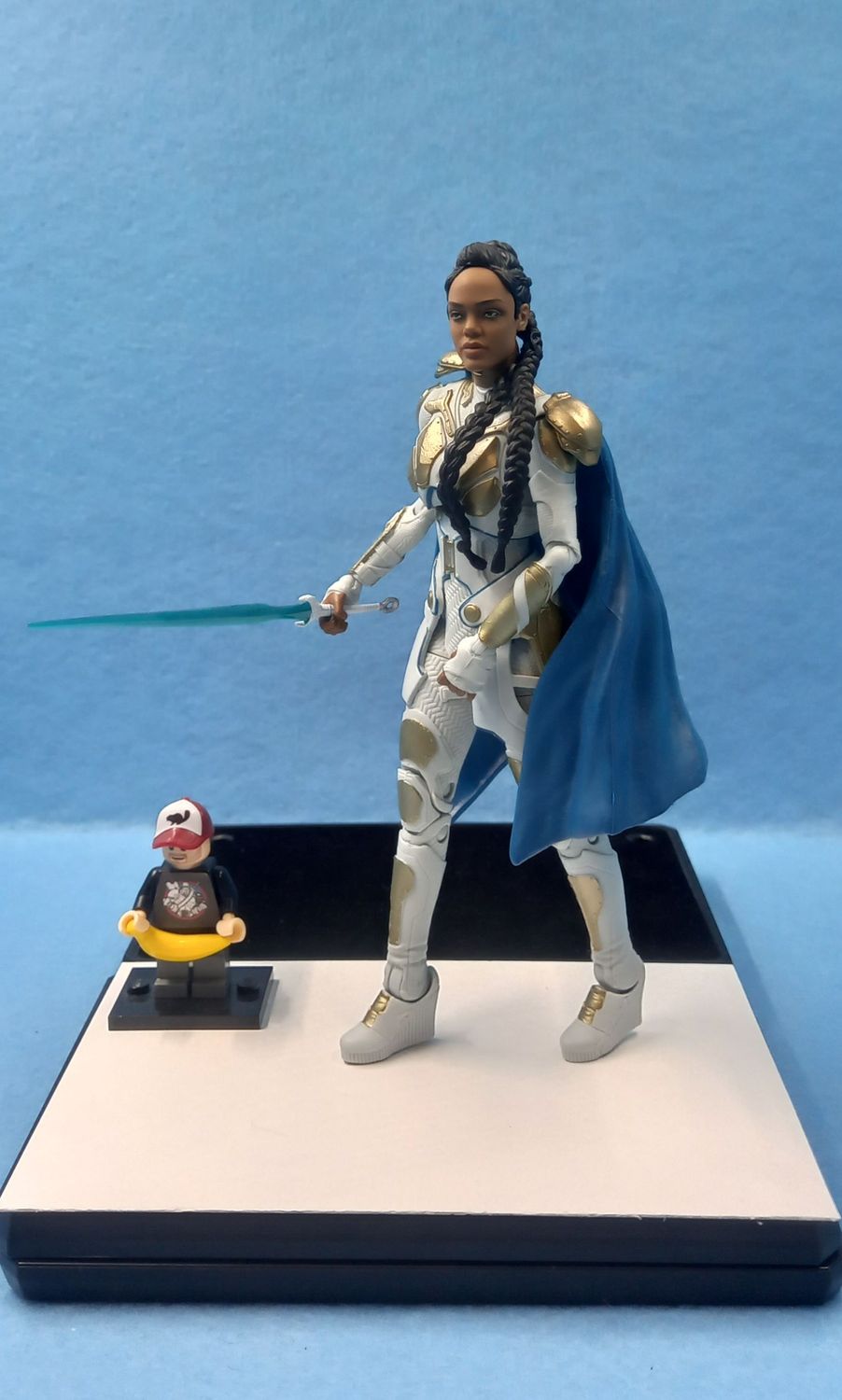 MARVEL LEGENDS VALKYRIE (P/O)