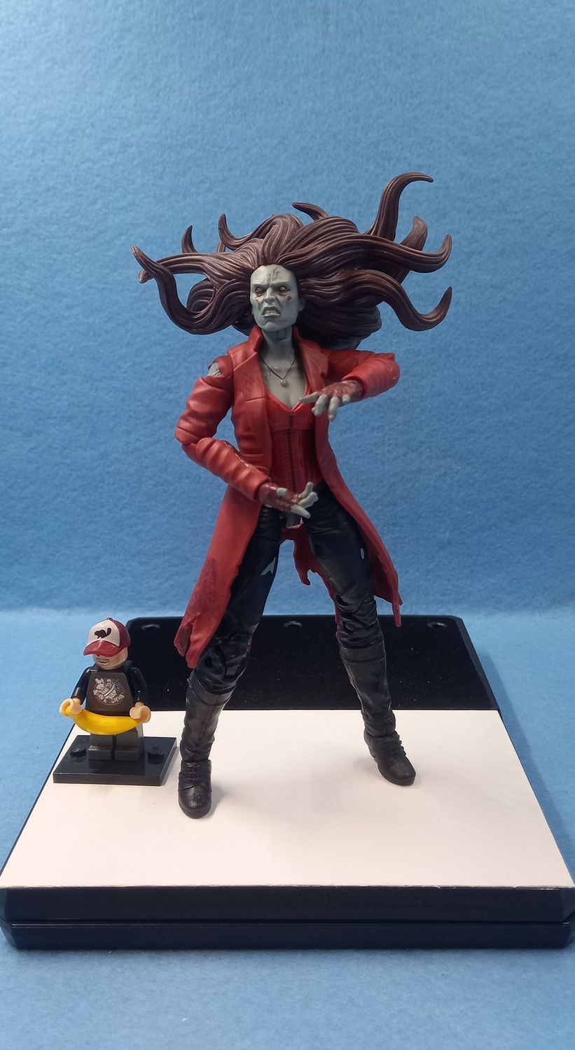 MARVEL LEGENDS ZOMBIE SCARLET WITCH (P/O)