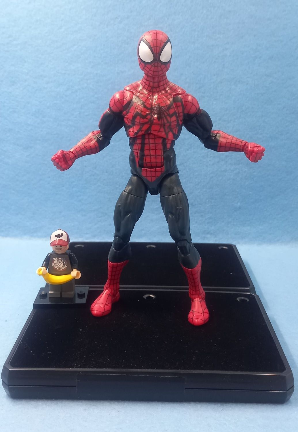 MARVEL LEGENDS BEN REILLY SPIDER-MAN (P/O)