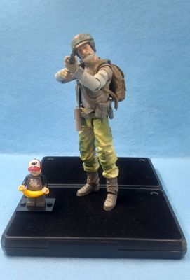 STAR WARS 6&quot; REBEL COMMANDO (P/O)