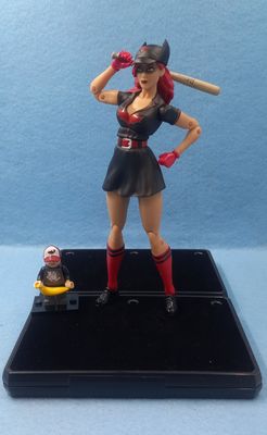 DC BOMBSHELLS BATWOMAN (P/O)