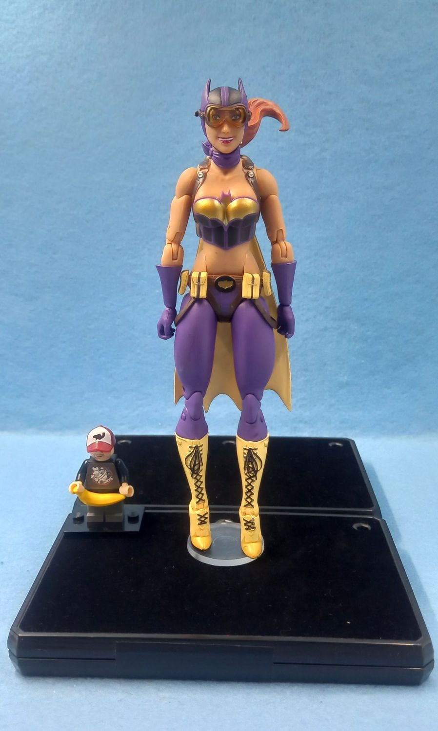 DC BOMBSHELLS BATGIRL (P/O)