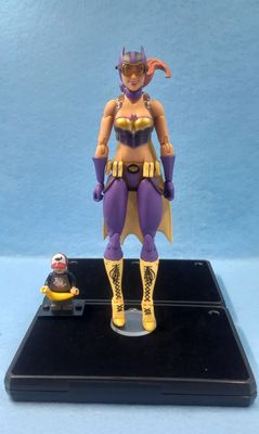 DC BOMBSHELLS BATGIRL (P/O)