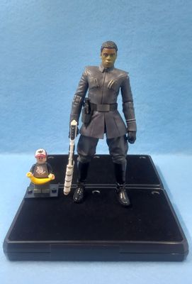 STAR WARS 6&quot; FINN (FIRST ORDER DISGUISE) (P/O)