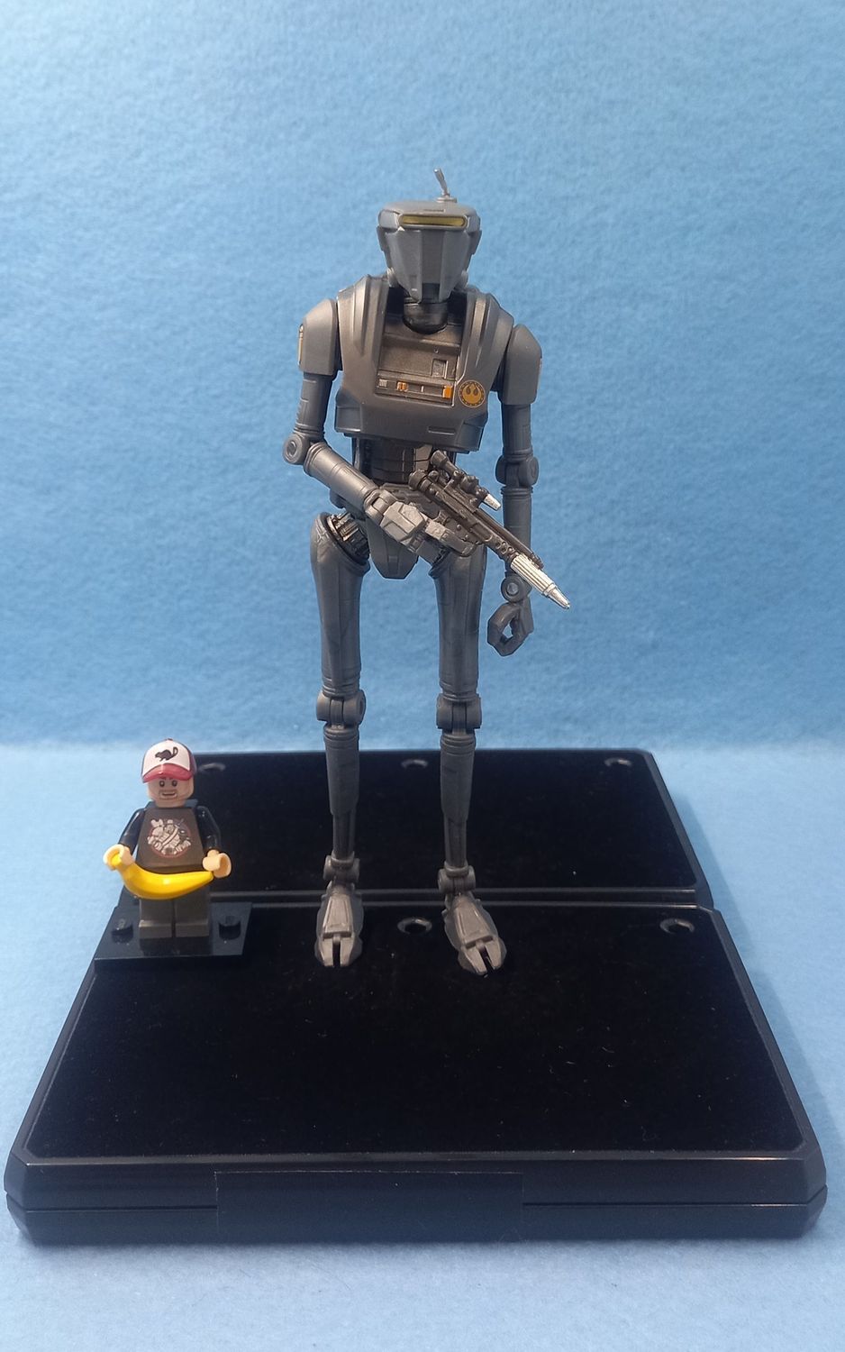 STAR WARS 6&quot; NEW REPUBLIC SECURITY DROID (P/O)