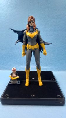 MCFARLANE DC MULTIVERSE BATGIRL (P/O)