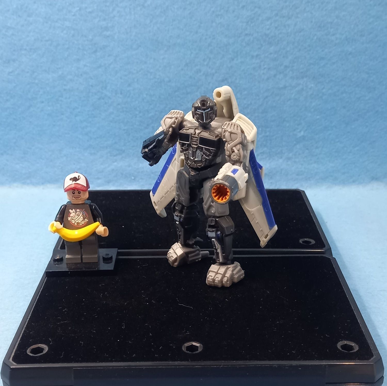 TRANSFORMERS NOAH DÍAZ EXO-SUIT (P/O)