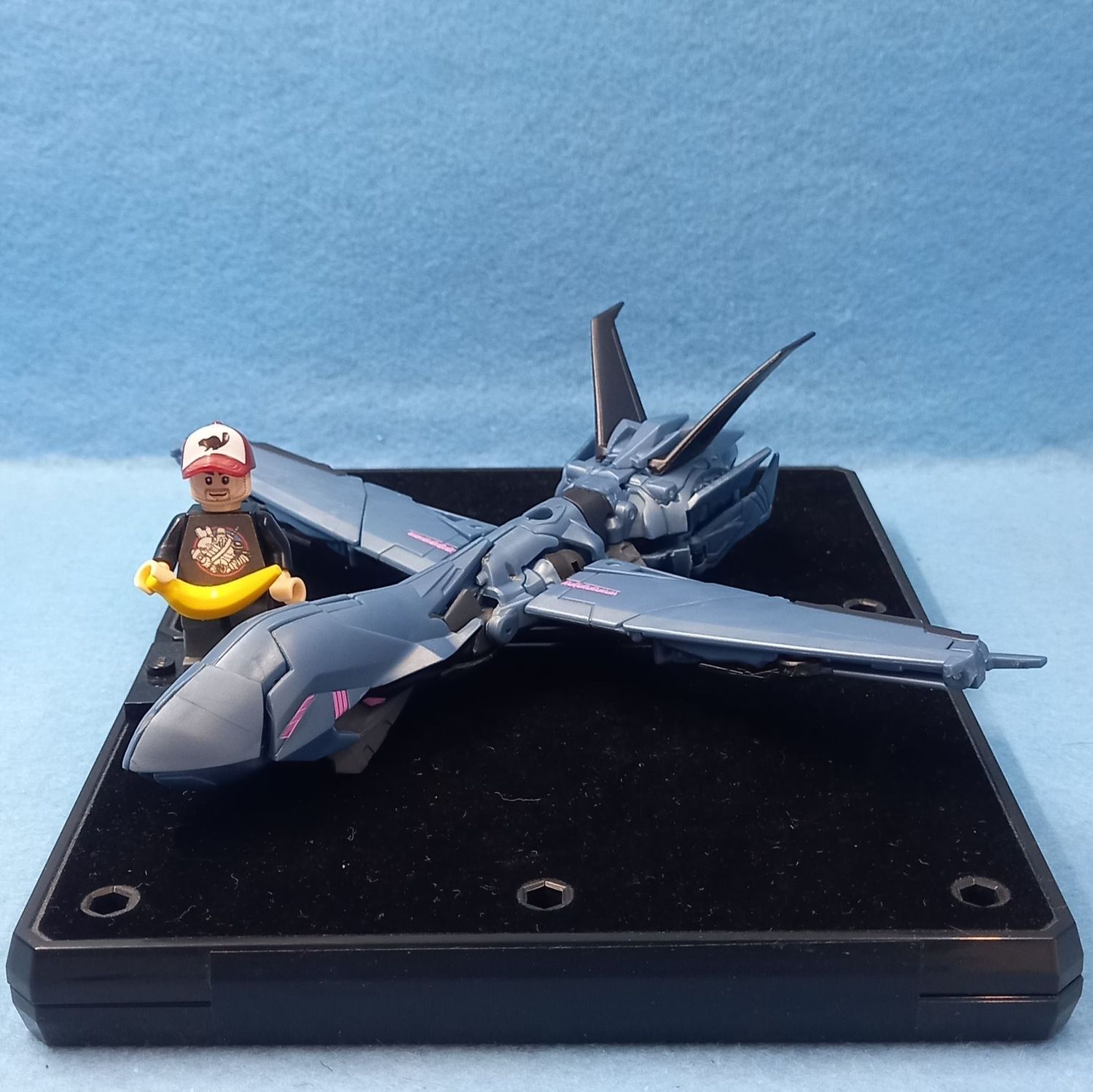 TRANSFORMERS SOUNDWAVE WITH LASERBEAK (P/O)