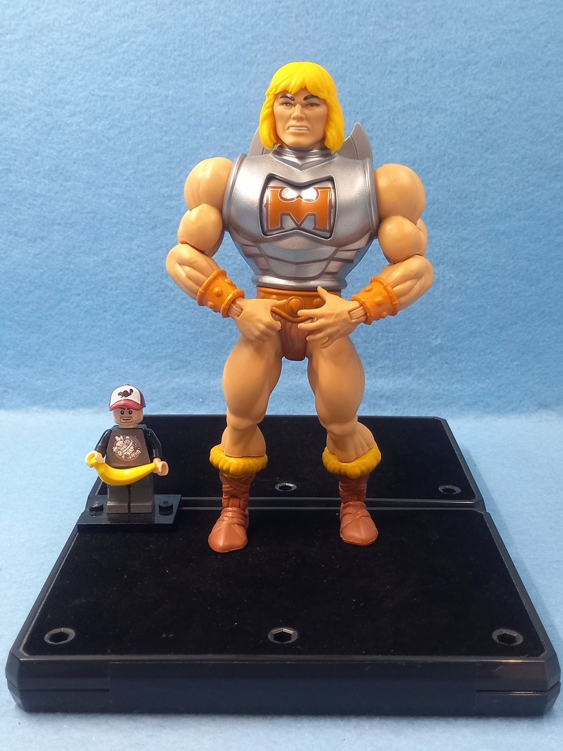 MASTERS OF THE UNIVERSE HE-MAN (BATTLE ARMOR) (P/O)
