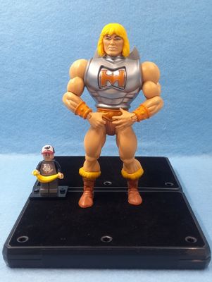 MASTERS OF THE UNIVERSE HE-MAN (BATTLE ARMOR) (P/O)