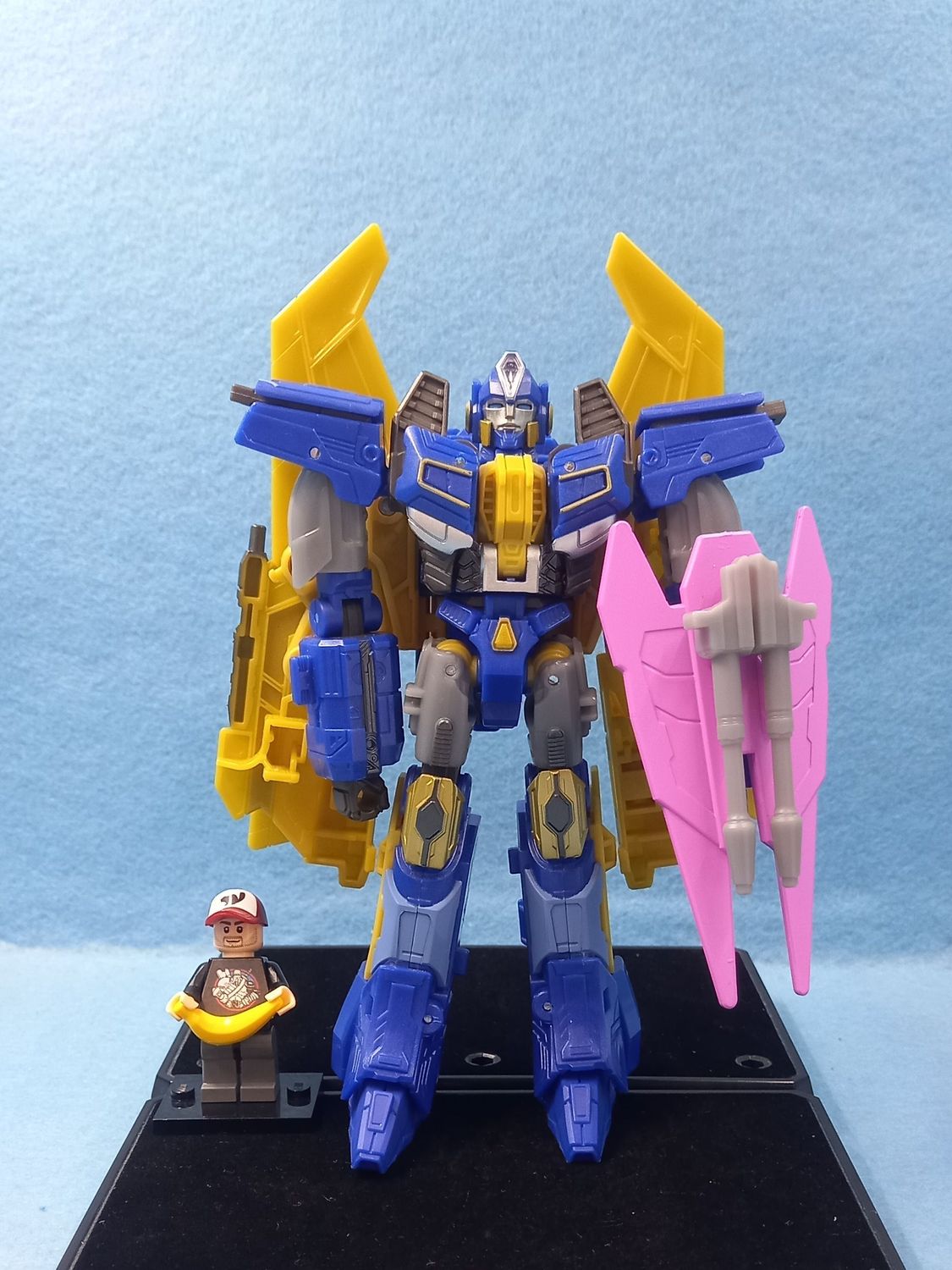 TRANSFORMERS SENTINEL PRIME (P/O)