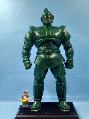 MARVEL SELECT TITANIUM MAN (P/O)