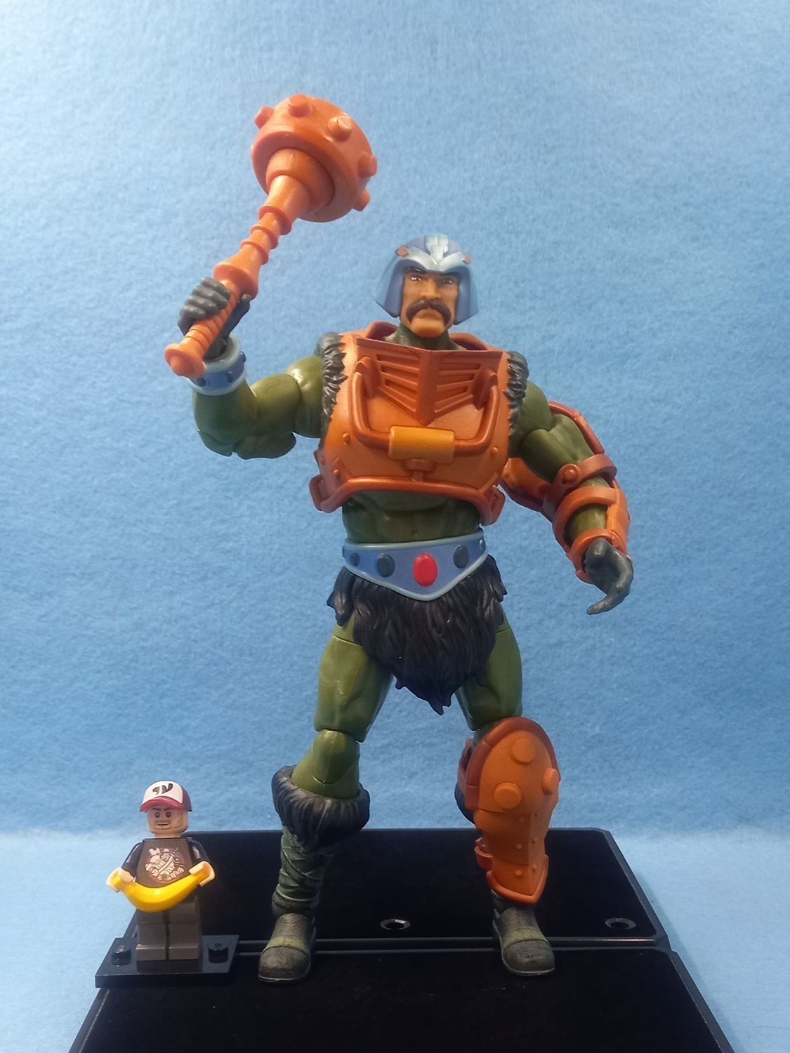 MASTERS OF THE UNIVERSE MAN-AT-ARMS  (P/O)