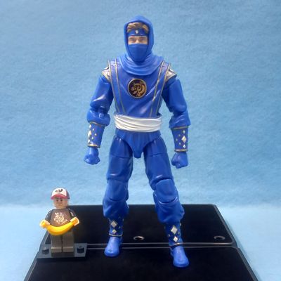 POWER RANGERS LIGHTING COLLECTION NINJA BLUE RANGER (P/O)