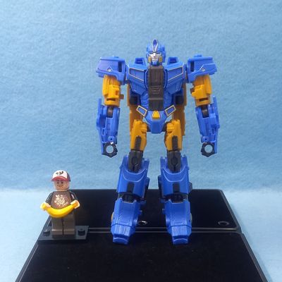 TRANSFORMERS SENTINEL PRIME (P/O)