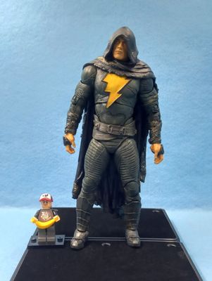 MCFARLANE DC MULTIVERSE BLACK ADAM (CLOAK) (P/O)