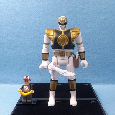 MIGHTY MORPHIN POWER RANGERS WHITE RANGER TOMMY  (P/O)