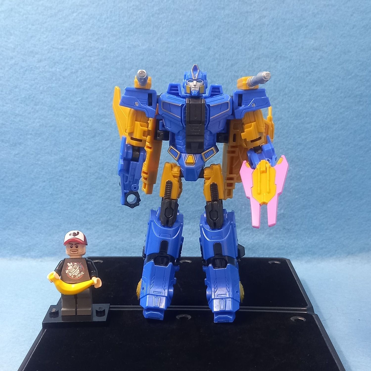 TRANSFORMERS SENTINEL PRIME (P/O)