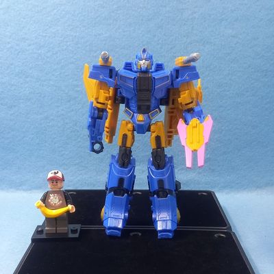 TRANSFORMERS SENTINEL PRIME (P/O)