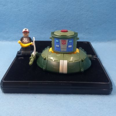 TRANSFORMERS COSMOS (P/O)