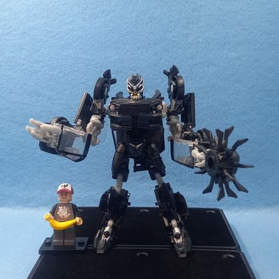 TRANSFORMERS BARRICADE (P/O)