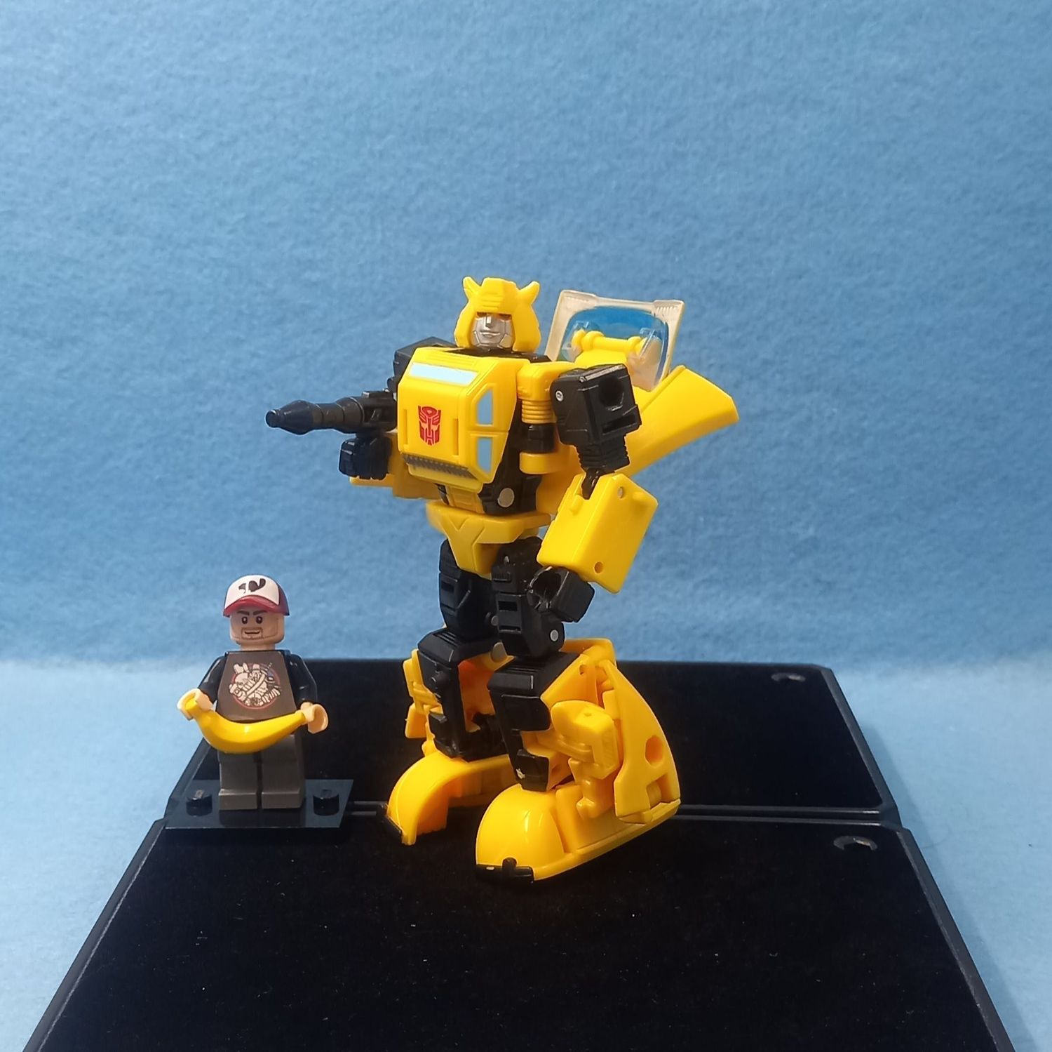 TRANSFORMERS BUMBLEBEE (P/O)
