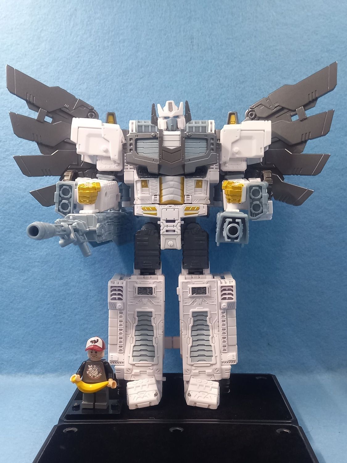TRANSFORMERS NOVA PRIME (P/O)