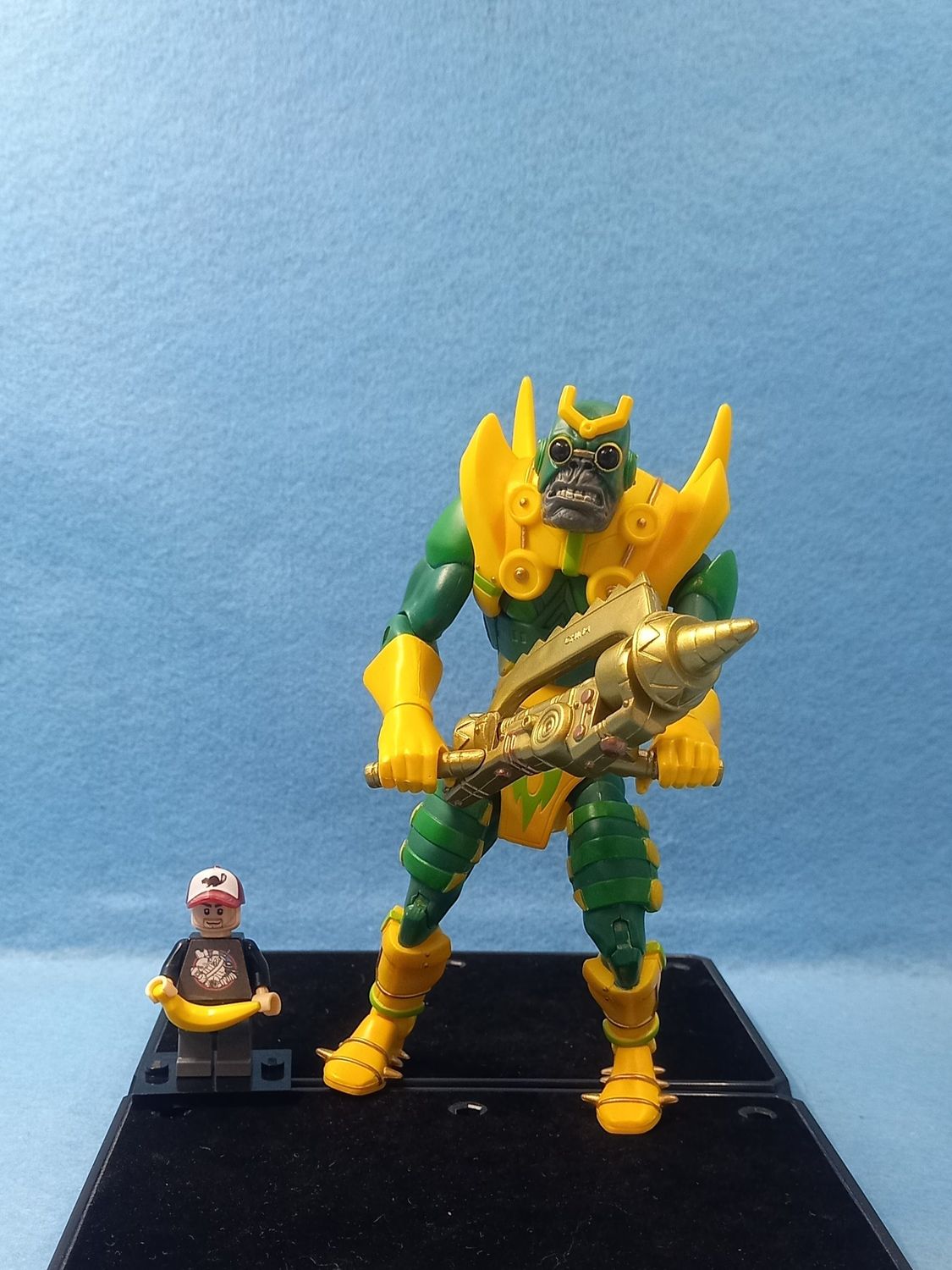 DC UNIVERSE PARADEMON (GREEN) (P/O)