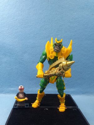 DC UNIVERSE PARADEMON (GREEN) (P/O)