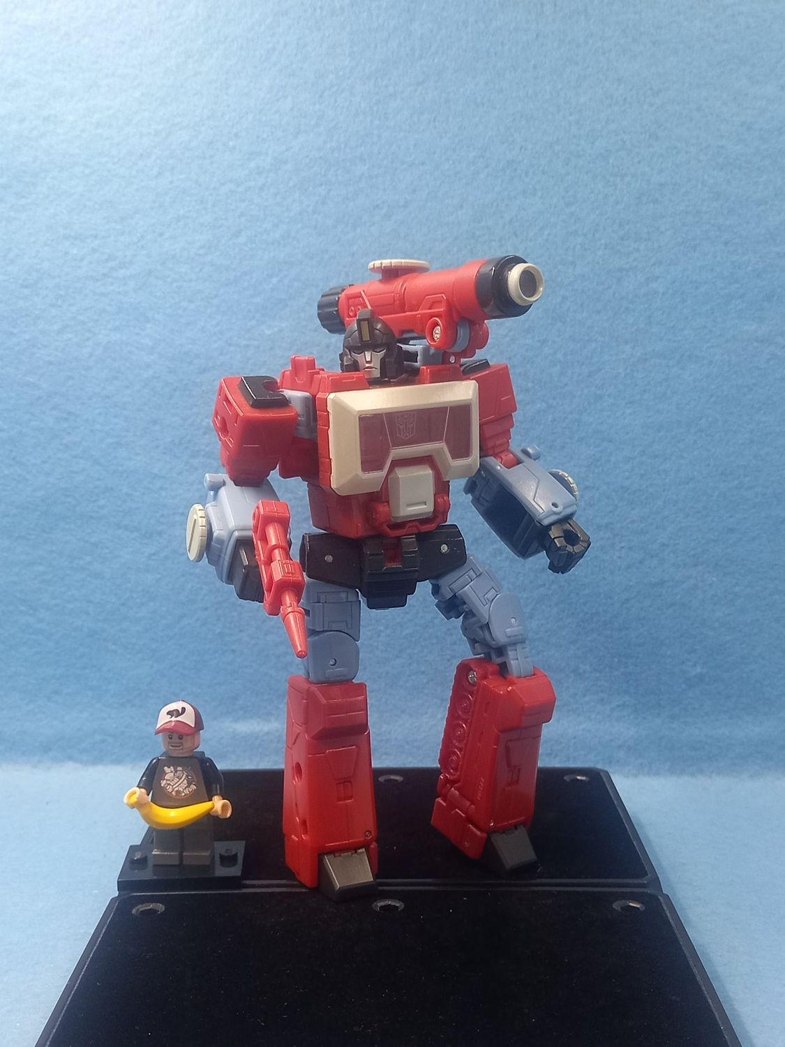 TRANSFORMERS PERCEPTOR (P/O)