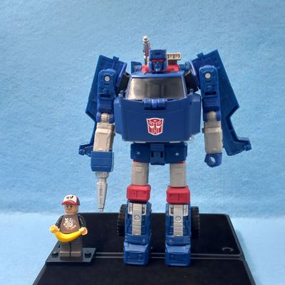 TRANSFORMERS DK-3 BREAKER (P/O)