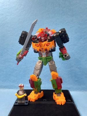 TRANSFORMERS BLUDGEON (P/O)