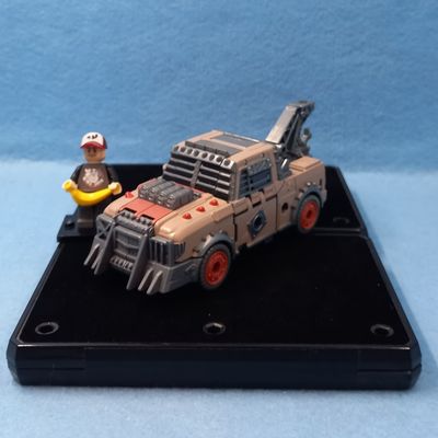 TRANSFORMERS SCRAPHOOK (P/O)