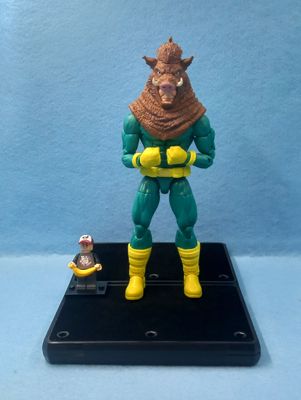 MARVEL LEGENDS RAZORBACK (P/O)