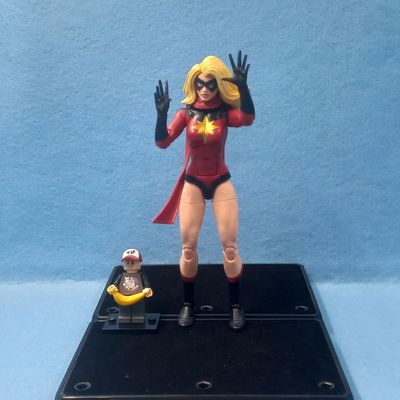 MARVEL LEGENDS WARBIRD (P/O)