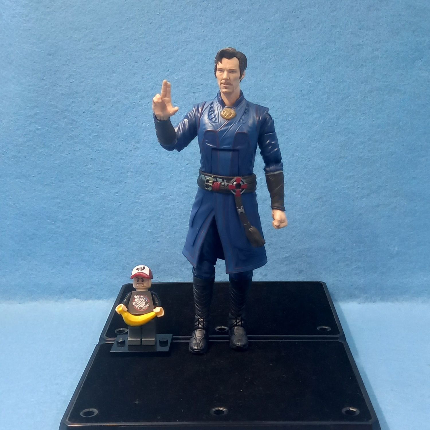 MARVEL LEGENDS DOCTOR STRANGE (P/O)