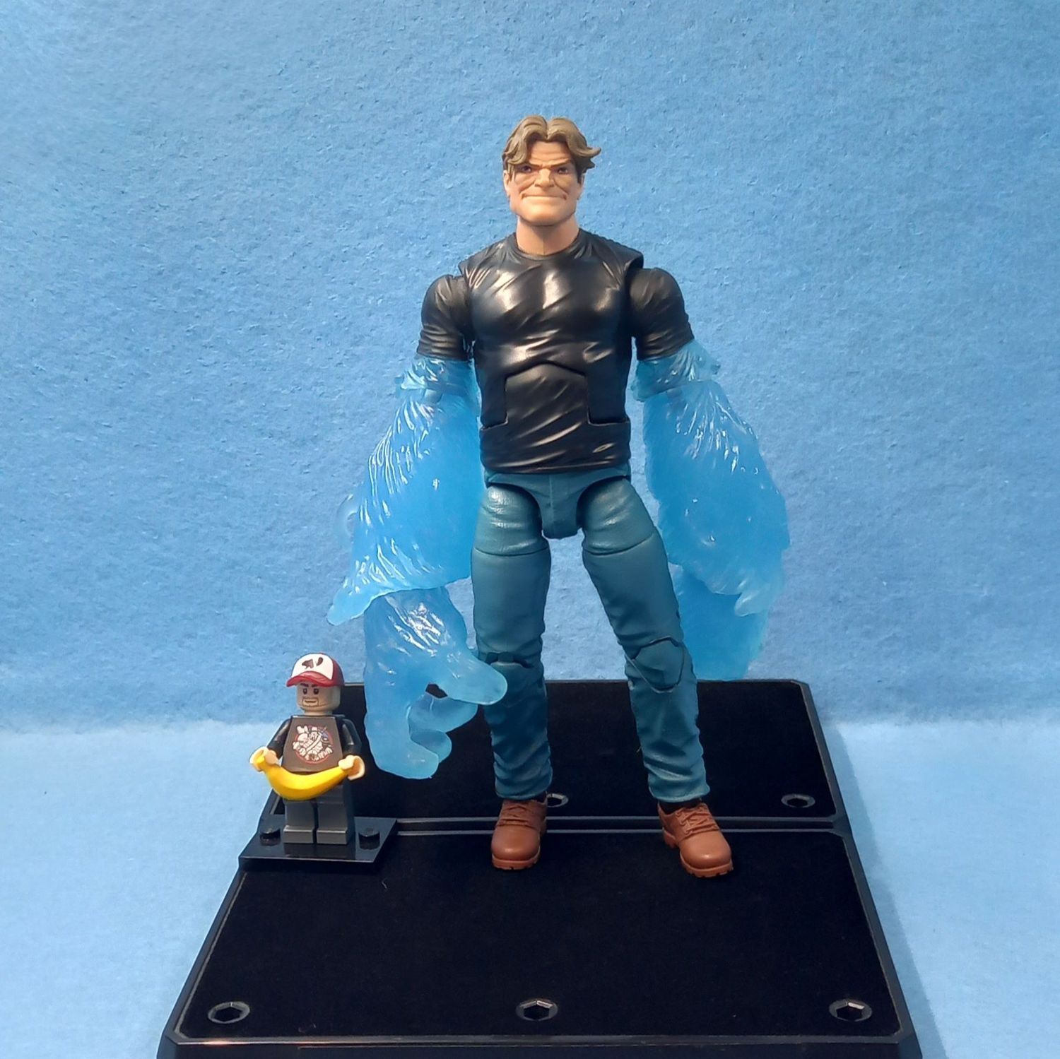 MARVEL LEGENDS HYDRO MAN (P/O)