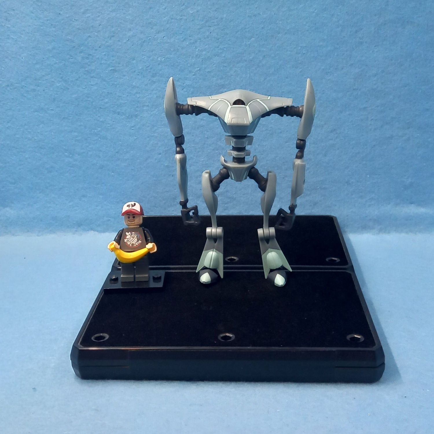 STAR WARS 3.75" AQUA DROID (P/O)