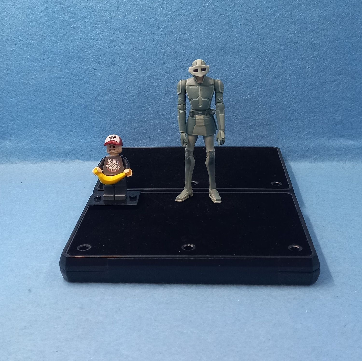 STAR WARS 3.75" MANDALORIAN POLICE OFFICER (P/O)