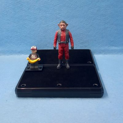 STAR WARS 3.75" NIEN NUNB (P/O)
