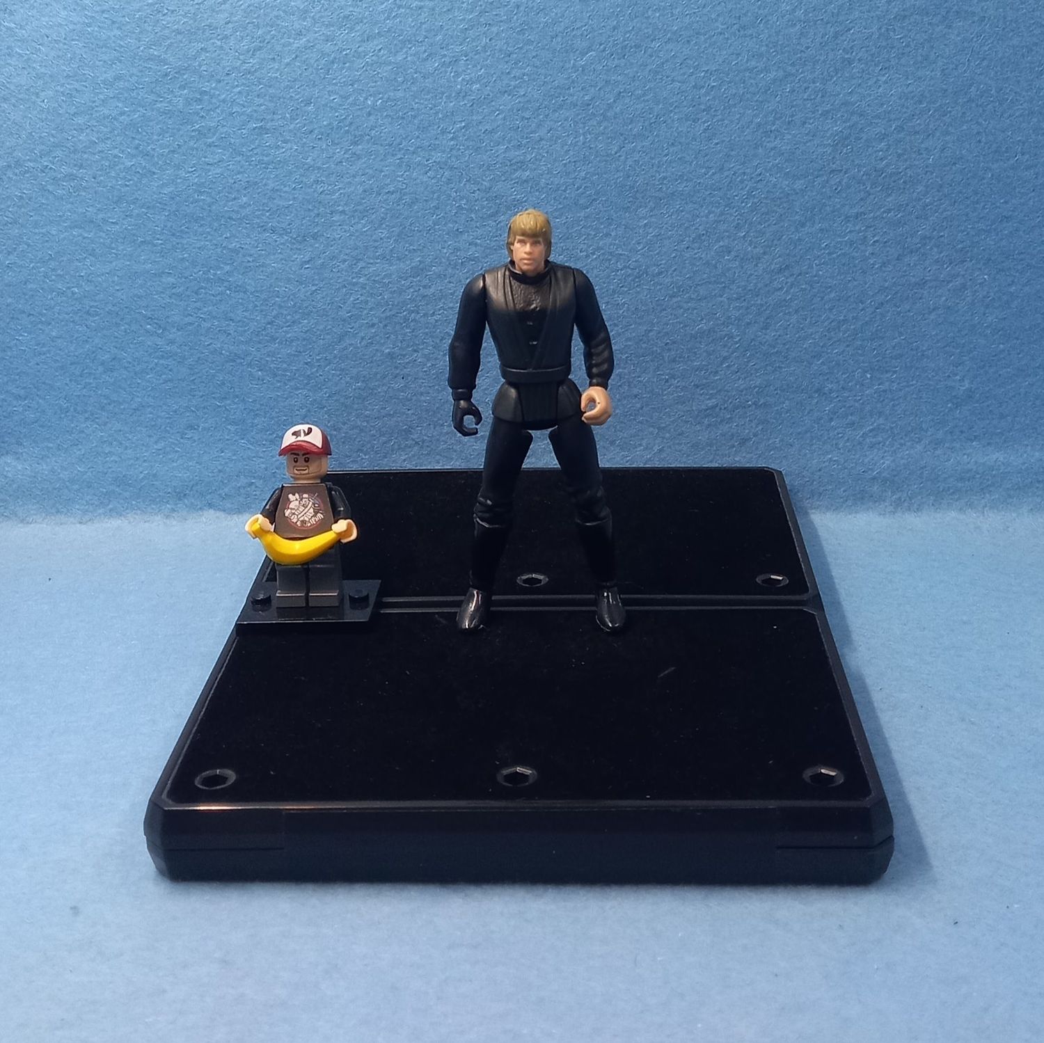 STAR WARS 3.75" LUKE SKYWALKER (P/O)