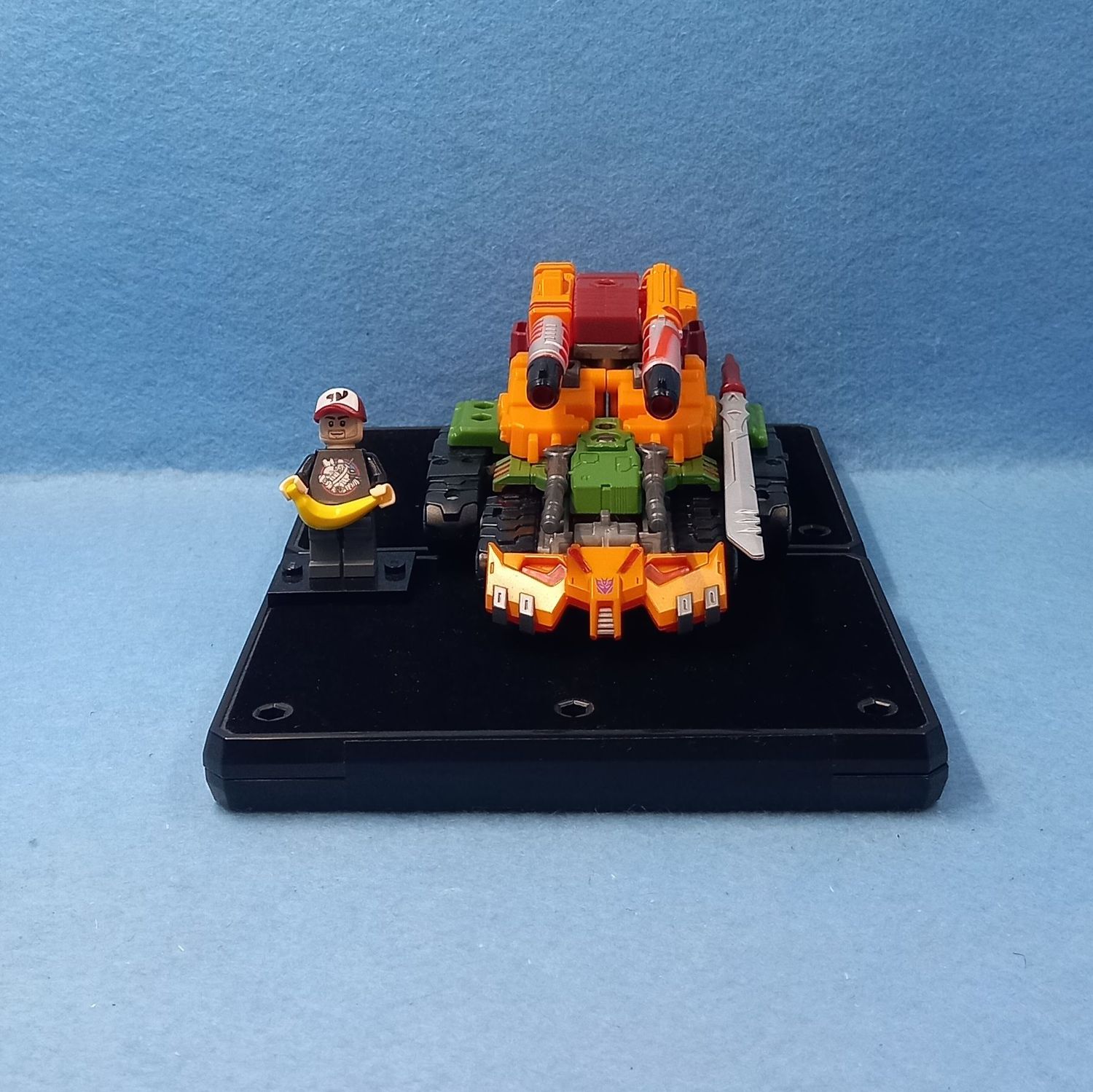 TRANSFORMERS BLUDGEON (P/O)
