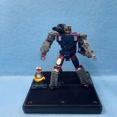 TRANSFORMERS QUAKE (P/O)