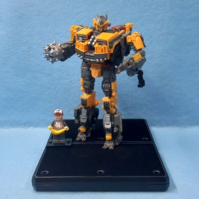 TRANSFORMERS BATTLETRAP (P/O)