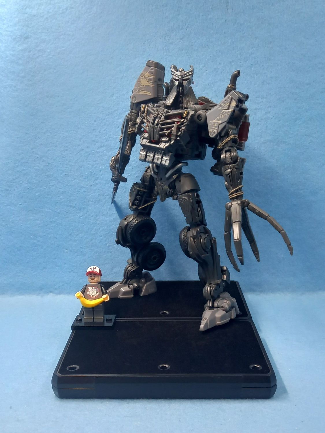 TRANSFORMERS SCOURGE (P/O)