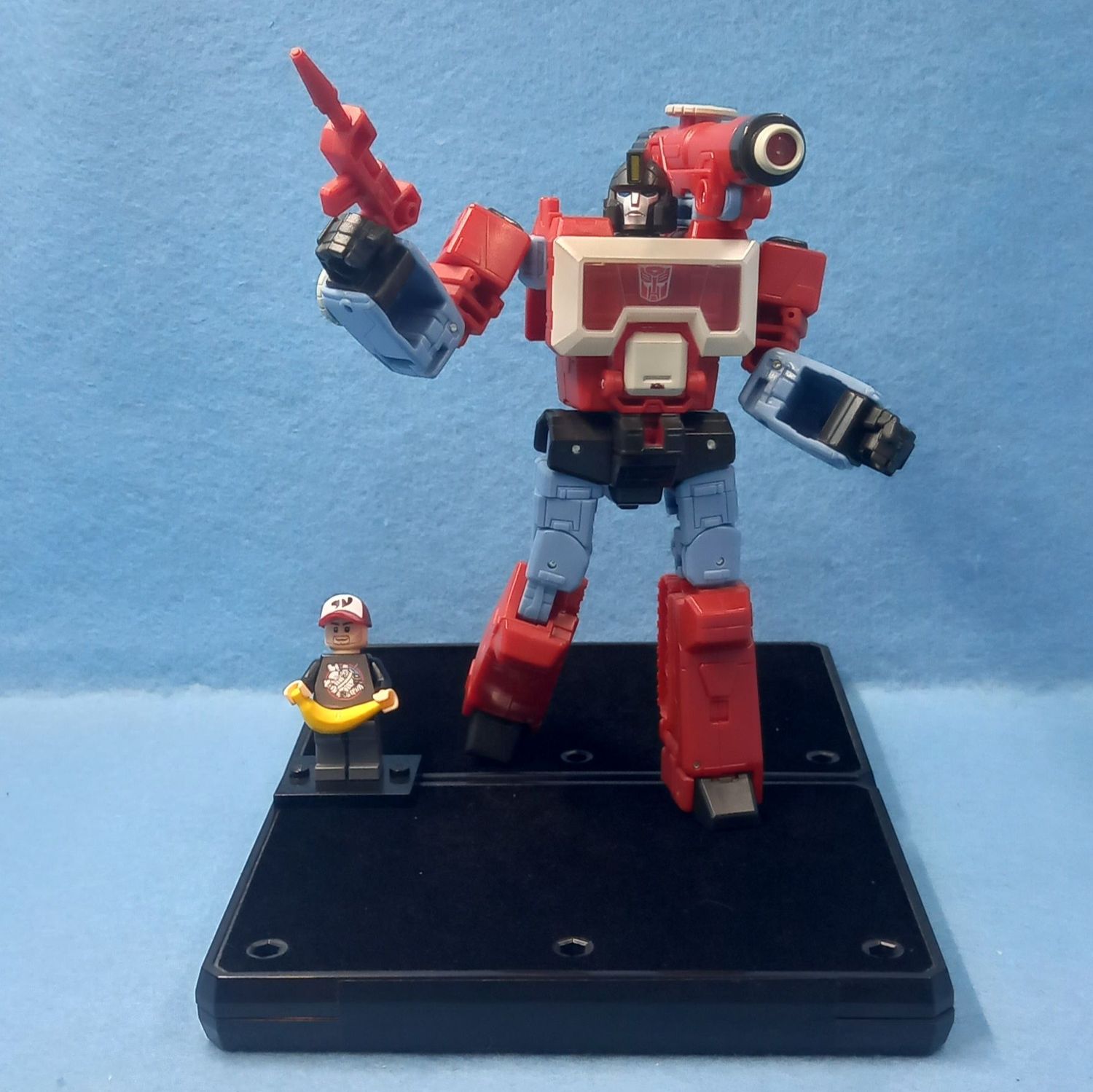 TRANSFORMERS PERCEPTOR (P/O)