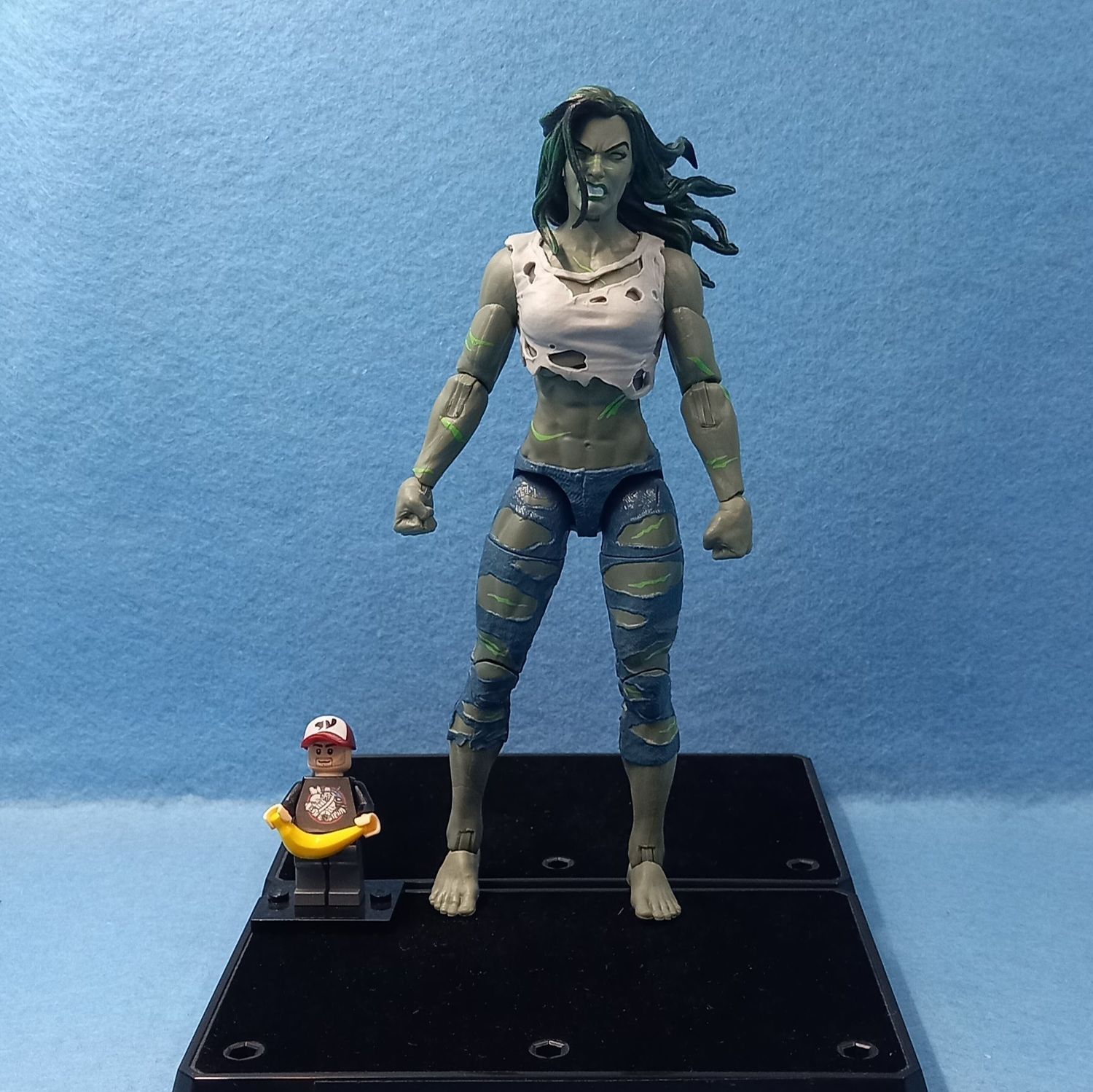 MARVEL LEGENDS SHE HULK (P/O)